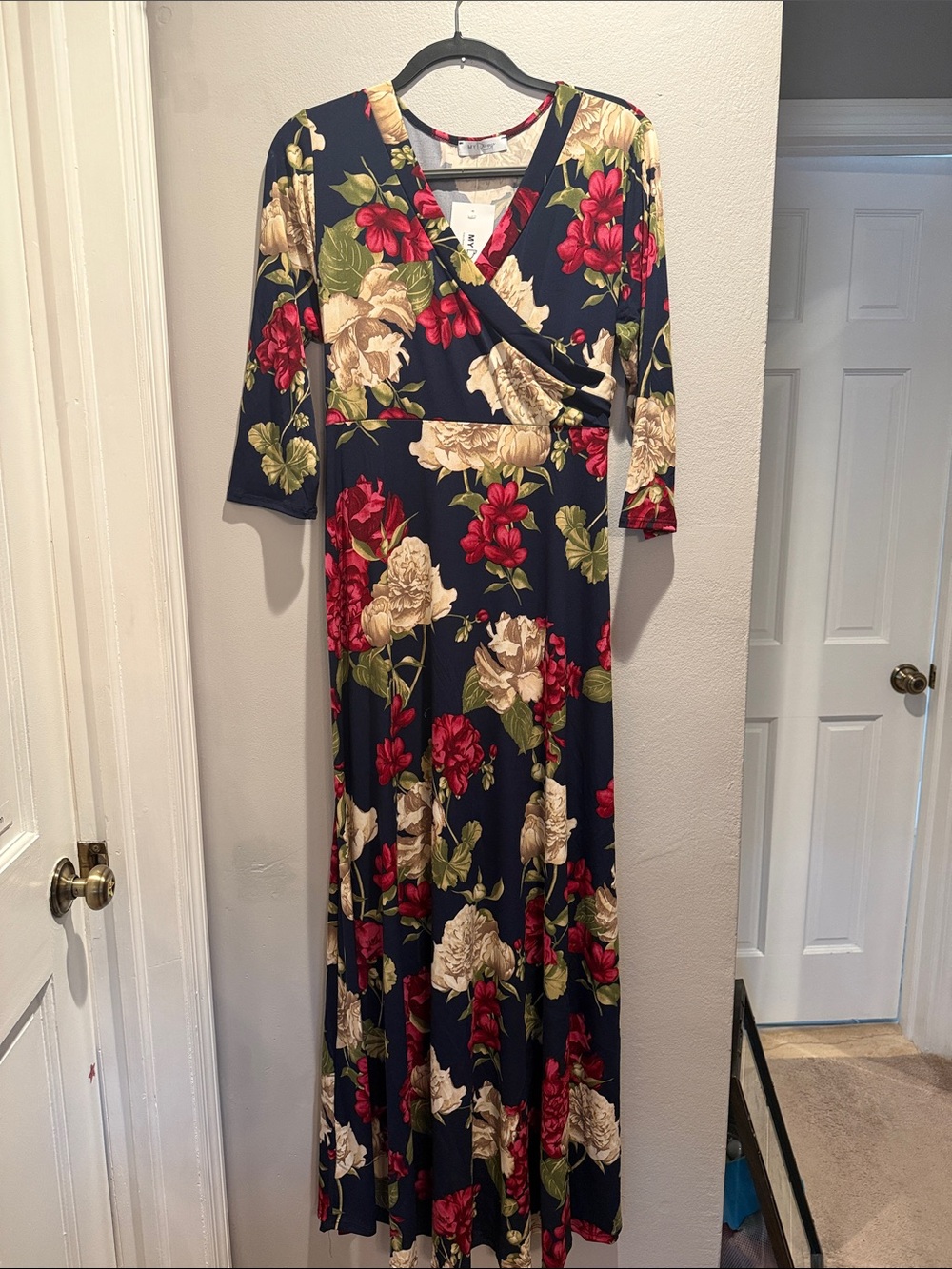 NWT Maternity Floral Maxi